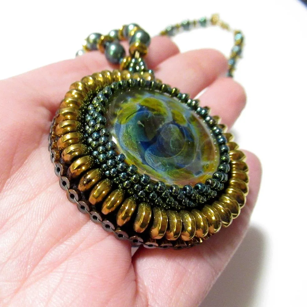 Boro Glass Cabochon and pearl necklace set